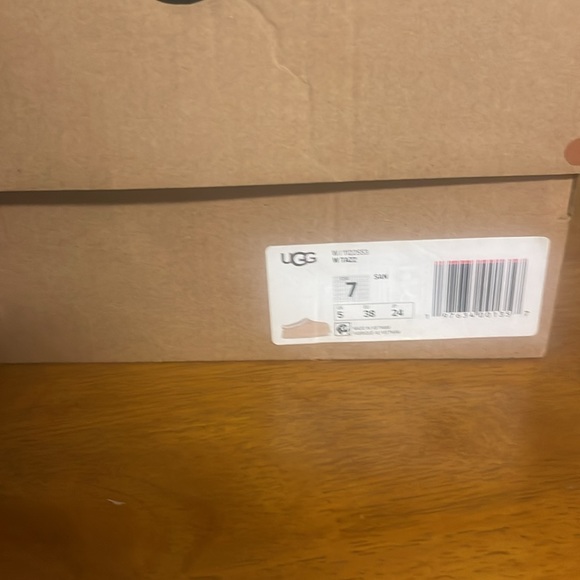 Good shape! Worn 1 time - Picture 7 of 8